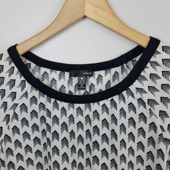 Aqua Womens Black & White Chevron Print W/ Contrast Hem Dolman Top Small - Picture 8 of 9